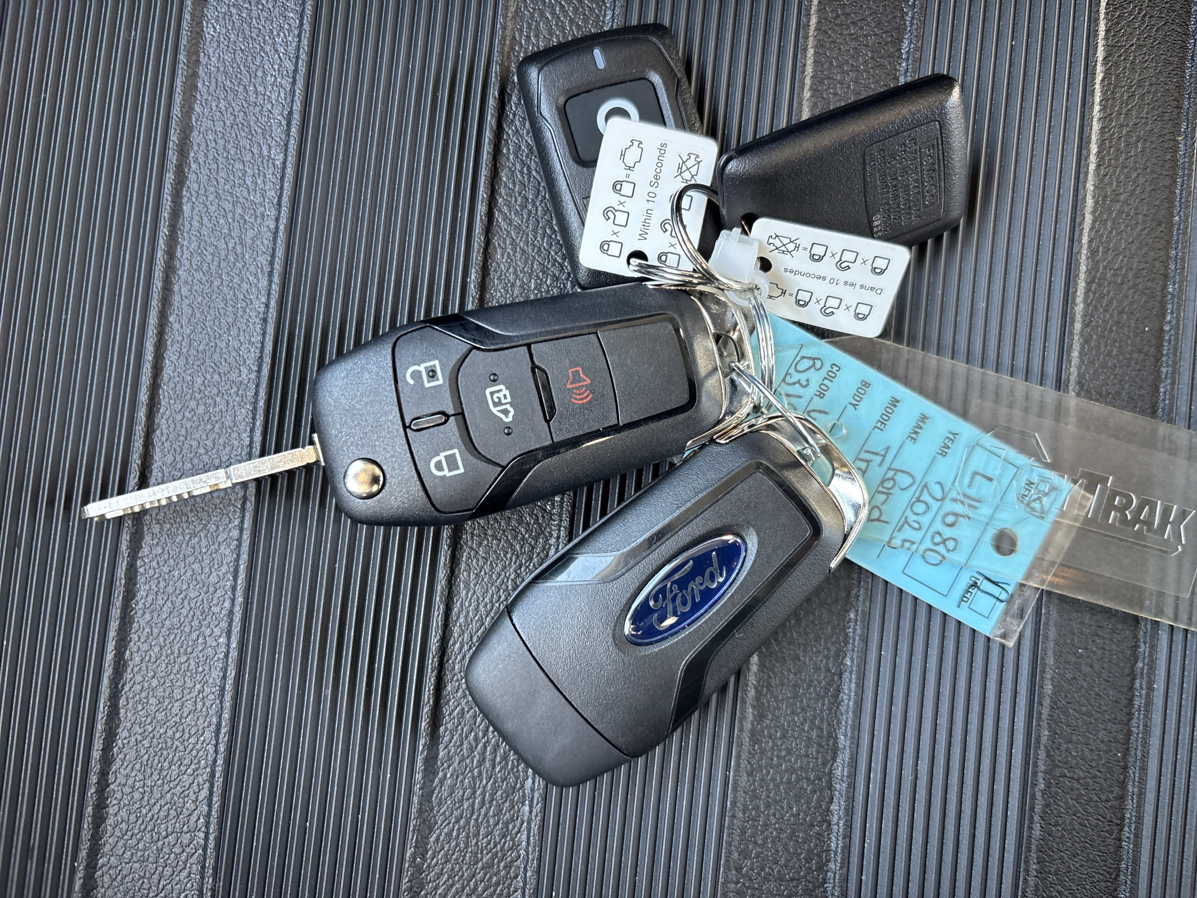 New 2025 Ford Transit 150 Low Roof AWD w/ Load Area Protection Package image 32