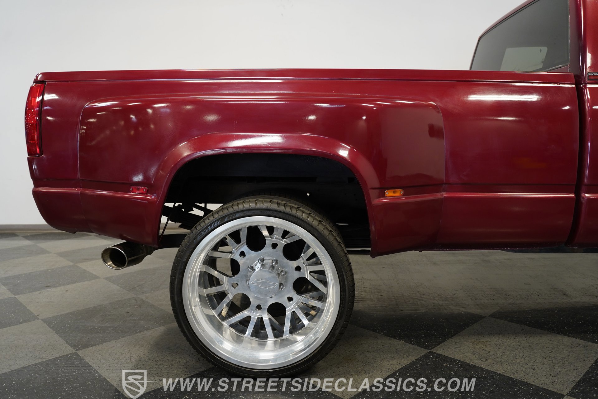 Used 1990 Chevrolet Silverado 3500 2WD Extended Cab image 32