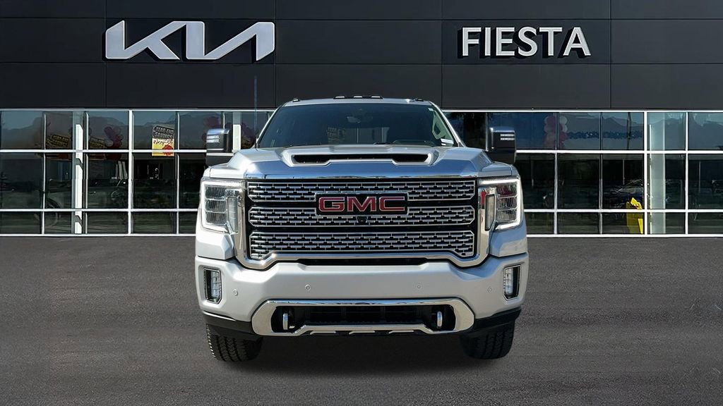 Used 2023 GMC Sierra 3500 Denali w/ Denali Ultimate Package image 3