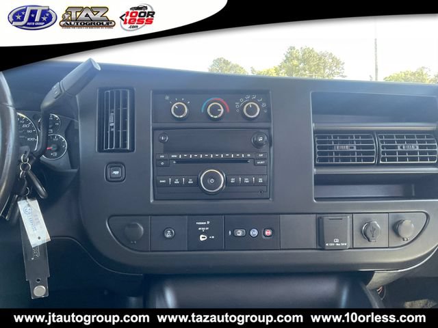 Used 2016 Chevrolet Express 3500 LT w/ LT Preferred Equipment Group RWD image 12