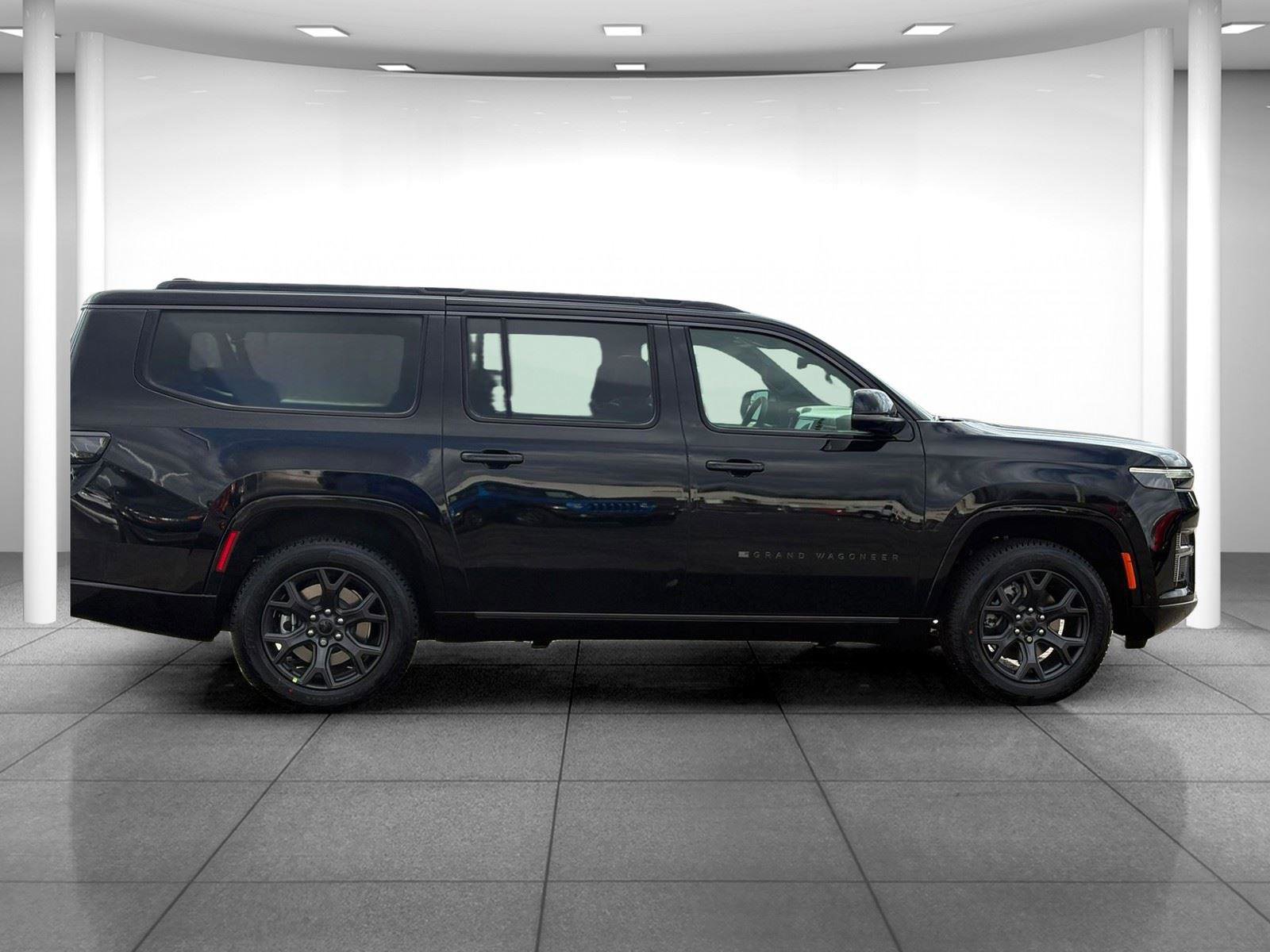 New 2026 Jeep Grand Wagoneer L Limited w/ Premium Group II image 8