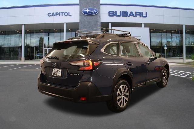 Certified 2025 Subaru Outback AWD/4WD image 3