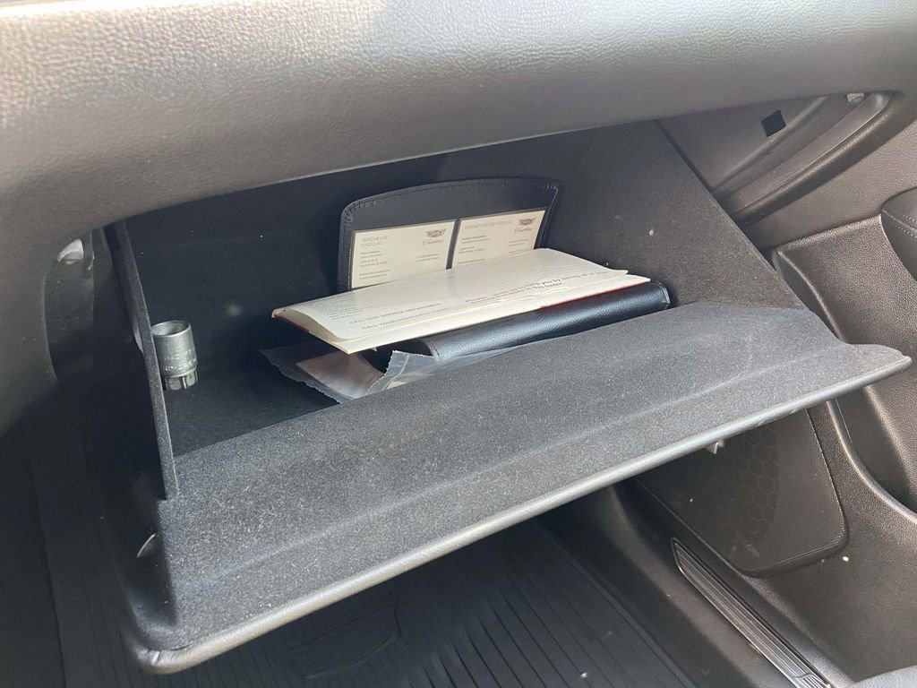 Used 2019 Cadillac XT5 Luxury w/ Sport Package image 32