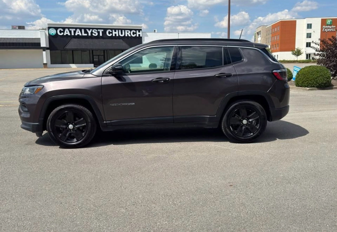 Used 2022 Jeep Compass Latitude w/ Convenience Group image 6