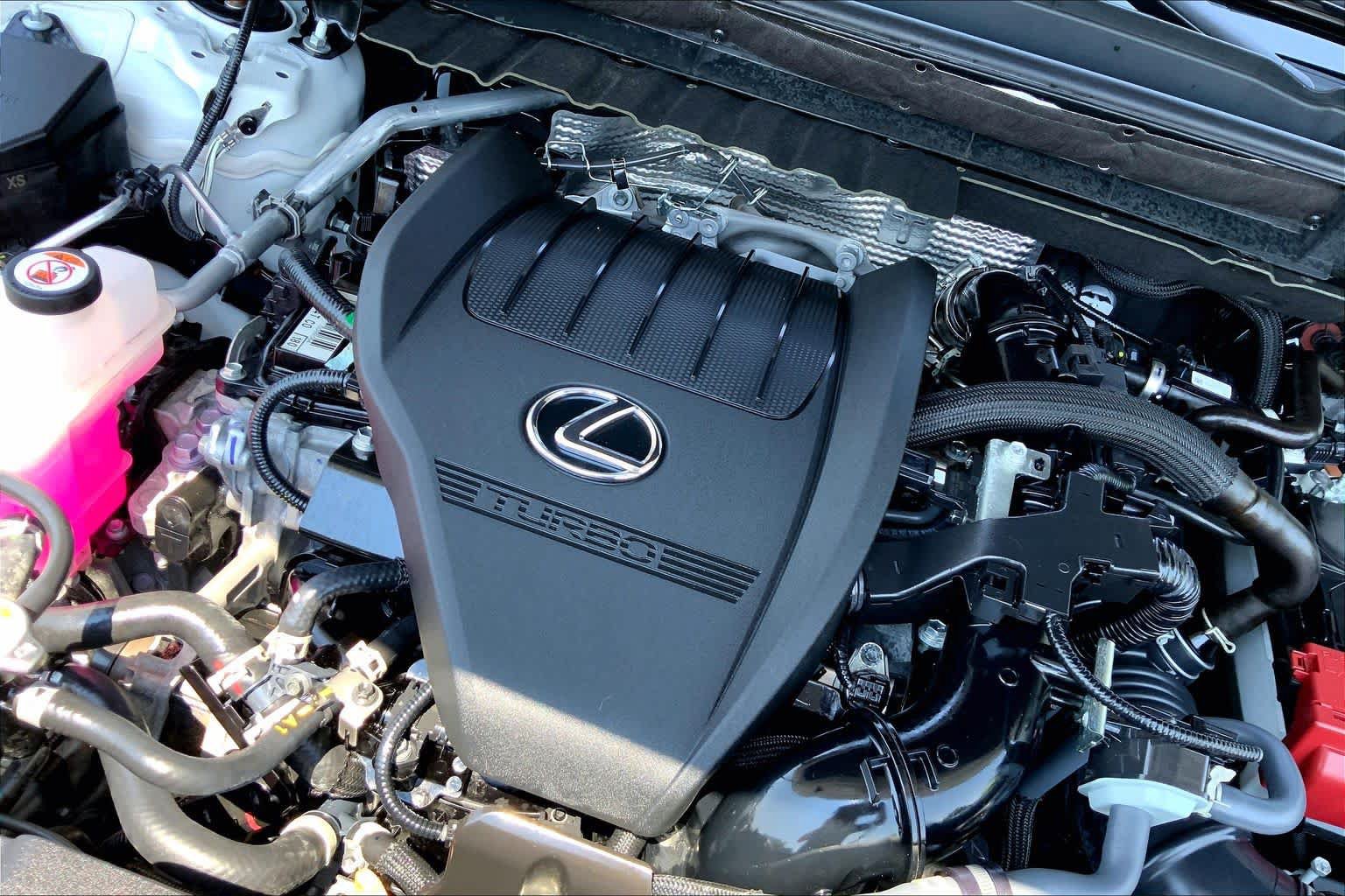 Certified 2025 Lexus NX 350 F Sport w/ Accessory Package (P2) AWD/4WD image 33