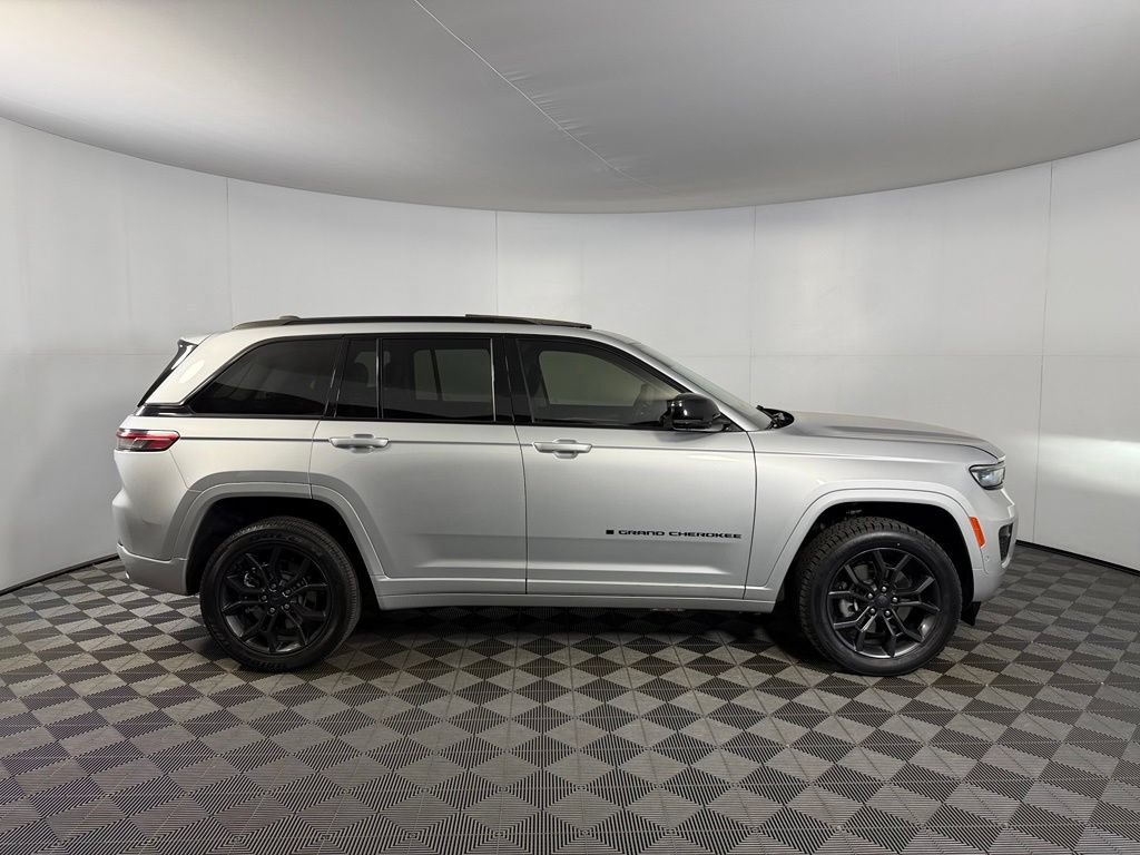 Used 2024 Jeep Grand Cherokee Limited 4xe AWD/4WD image 5