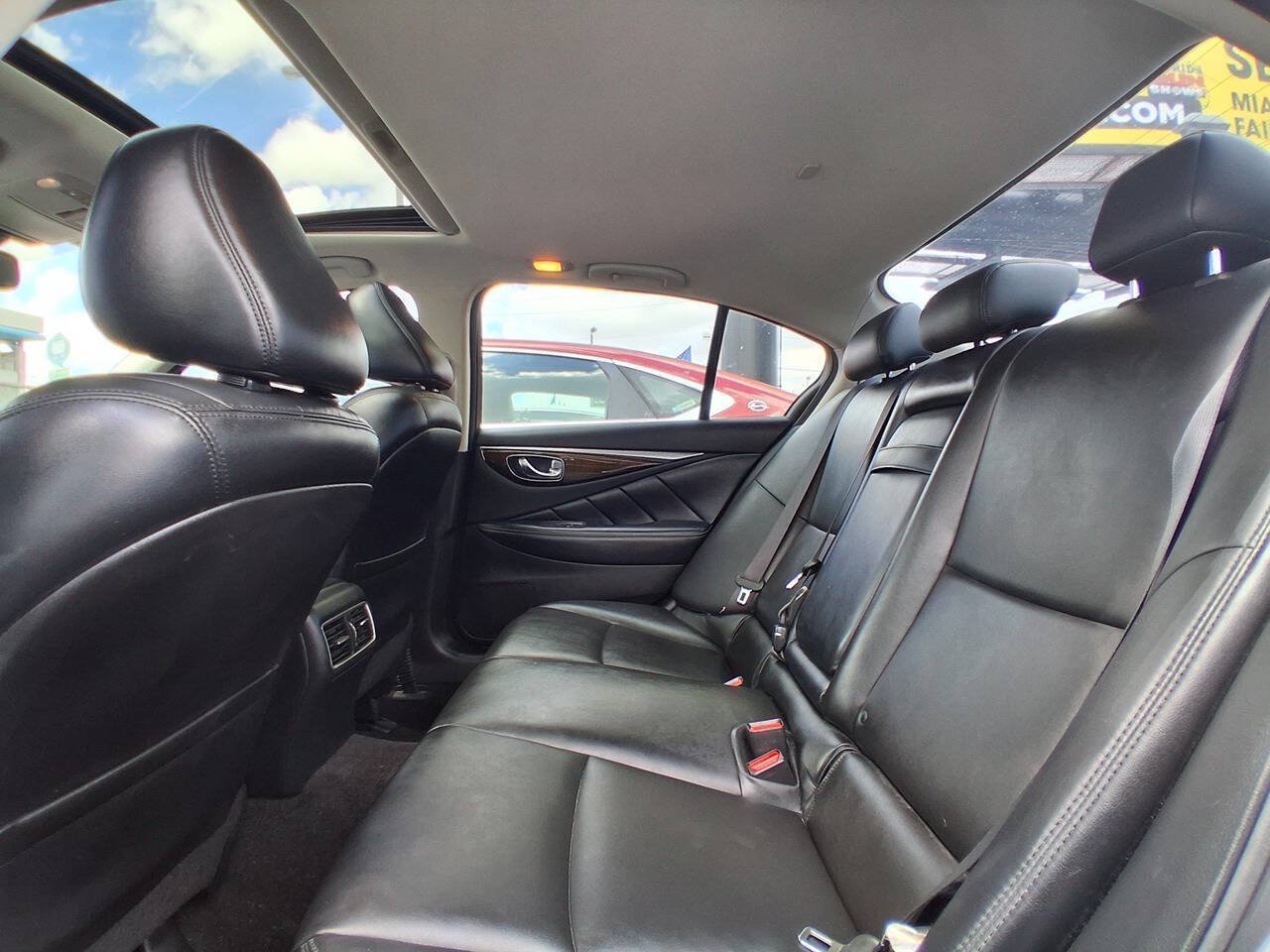 Used 2019 INFINITI Q50 Luxe w/ Essential Package (3.0T Luxe) RWD image 16