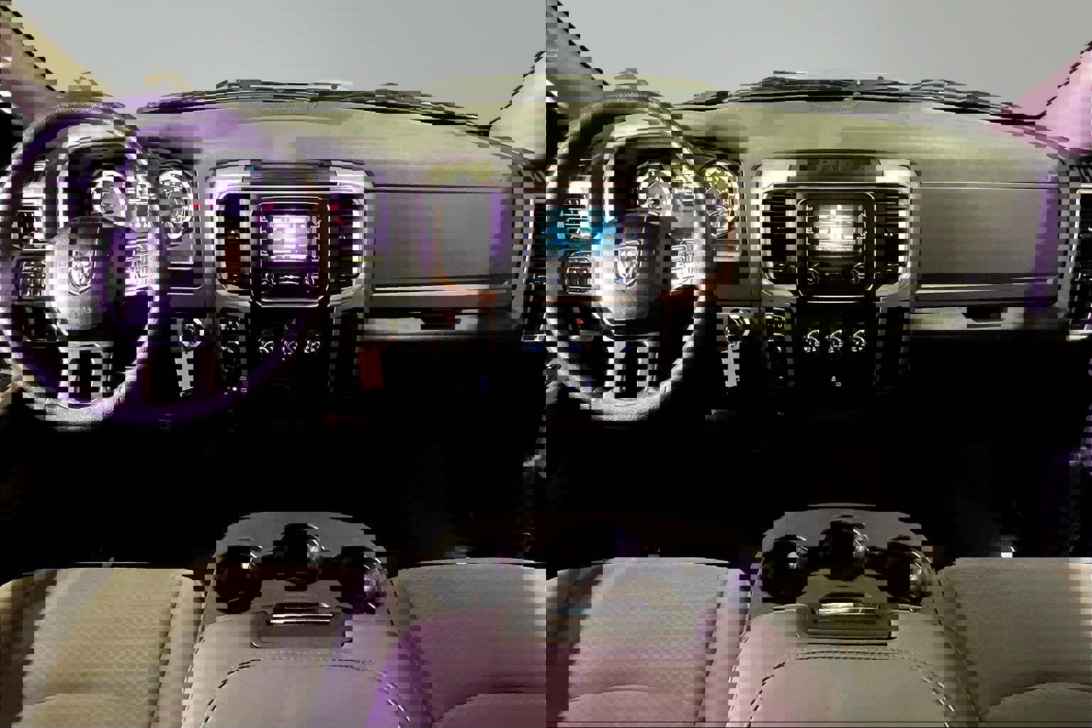 Used 2017 RAM 1500 Classic SLT image 8