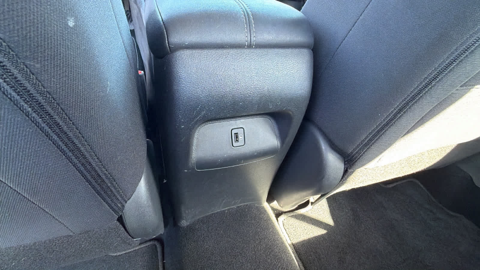 Used 2022 Nissan Sentra SV FWD image 25