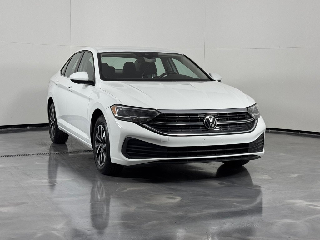 Used 2022 Volkswagen Jetta S FWD image 3