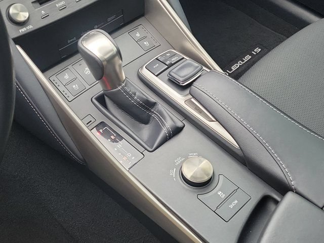 Used 2019 Lexus IS 300 AWD w/ Navigation Package image 32