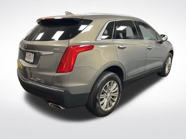 Used 2018 Cadillac XT5 Luxury w/ Driver Awareness Package image 5