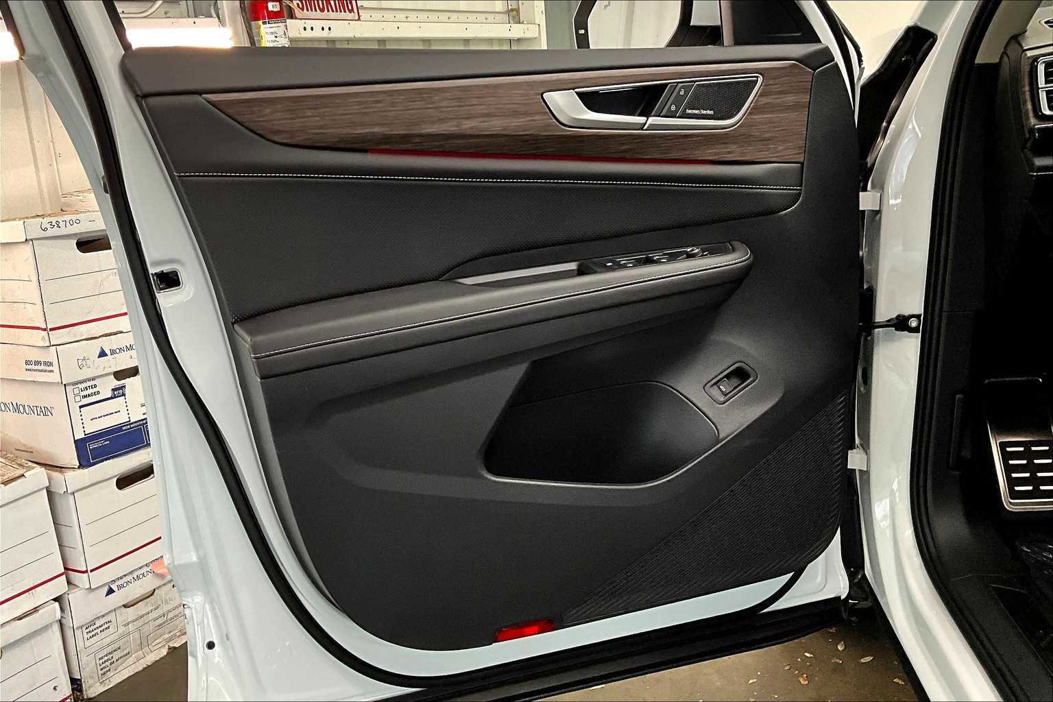 New 2026 Volkswagen Atlas SEL Premium R-Line image 22