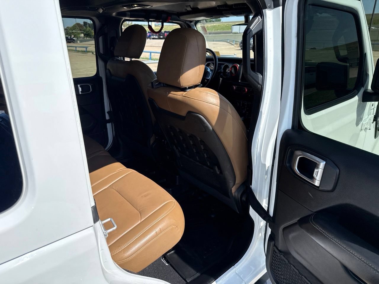 Used 2020 Jeep Wrangler Unlimited Rubicon AWD/4WD image 13