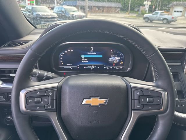 Used 2023 Chevrolet Suburban Premier AWD/4WD image 25