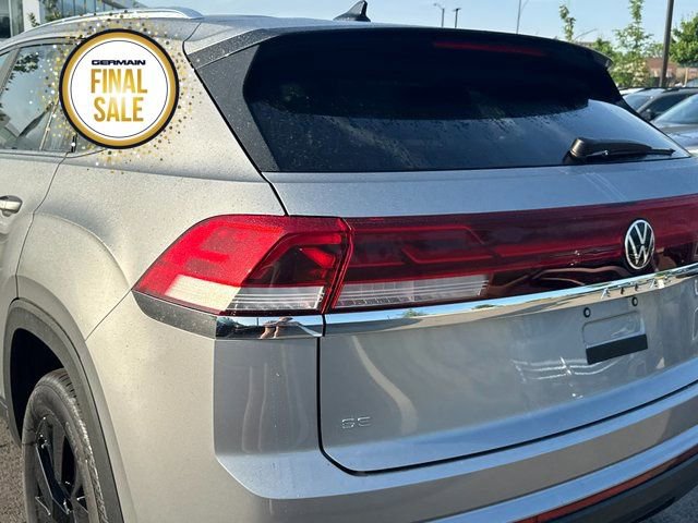 New 2025 Volkswagen Atlas Cross Sport SE image 12