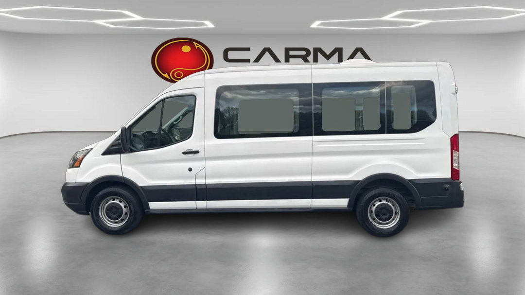 Used 2017 Ford Transit 350 XL image 2