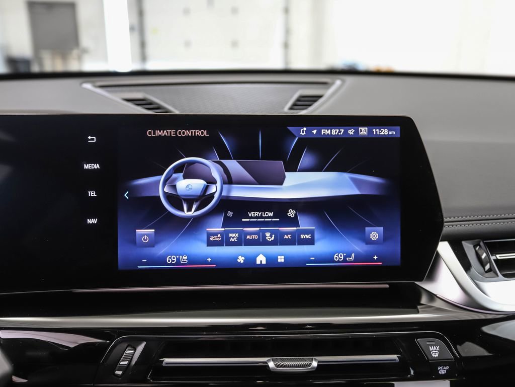 Used 2025 BMW X1 xDrive28i w/ Convenience Package image 17