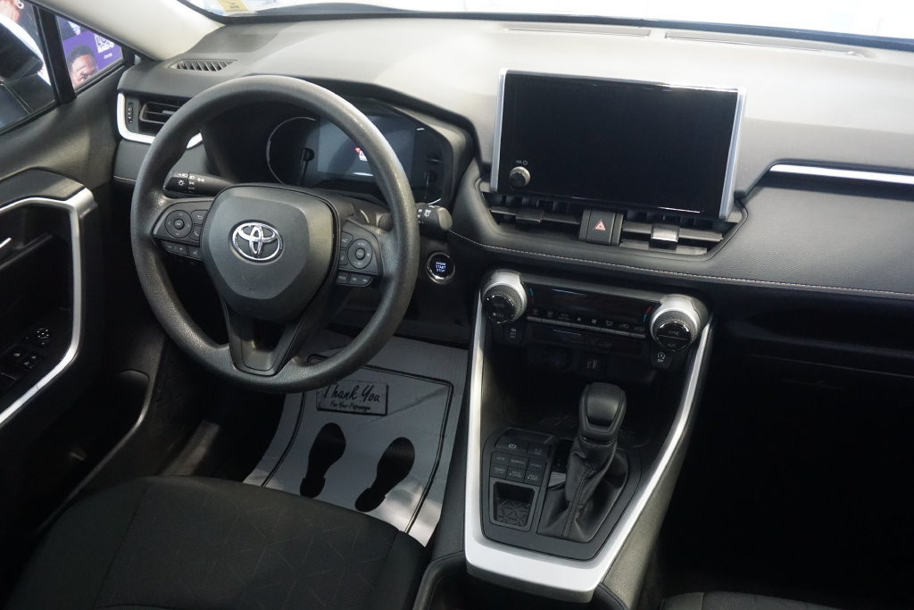 Certified 2025 Toyota RAV4 XLE AWD/4WD image 27