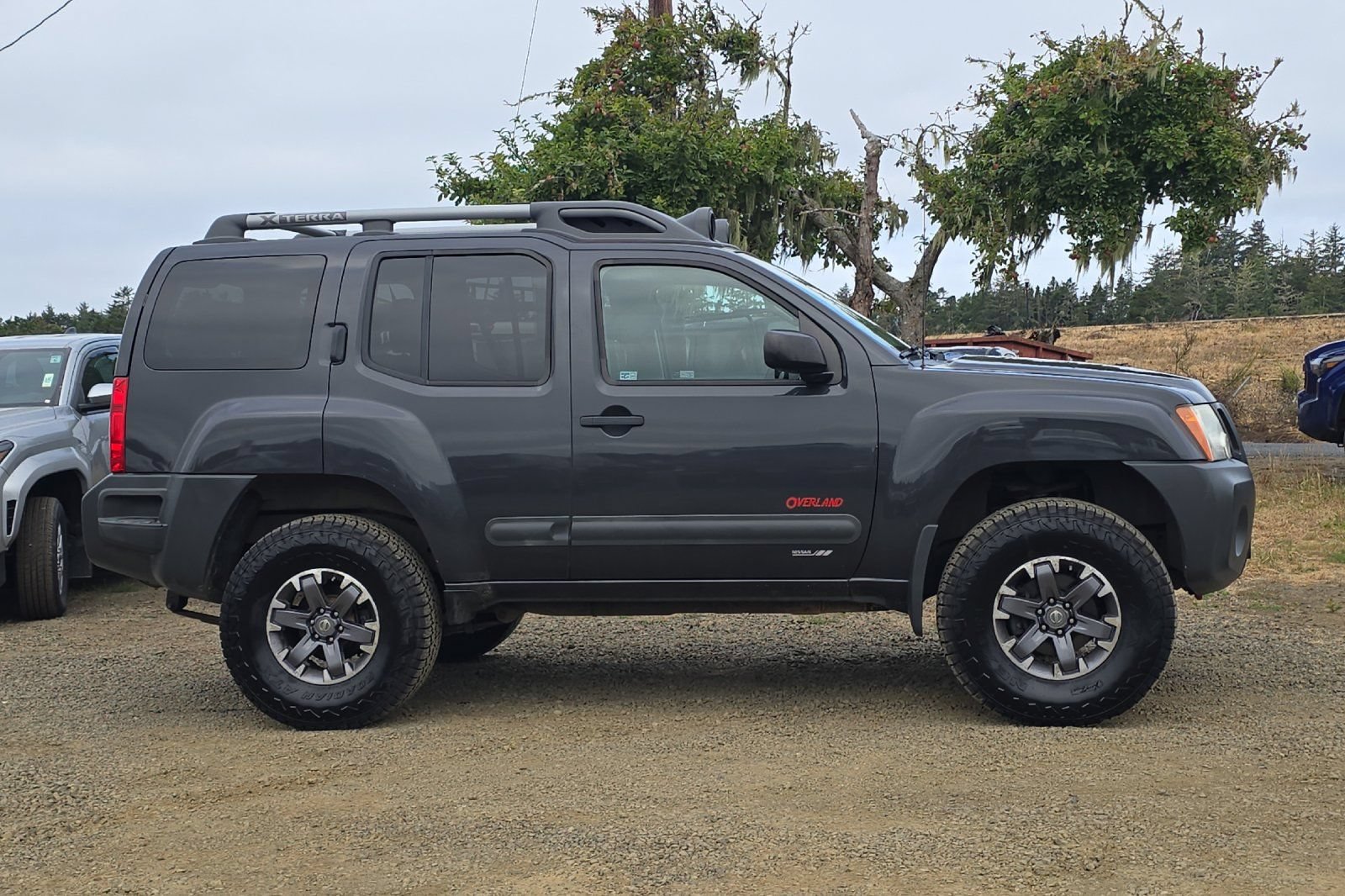 Used 2015 Nissan Xterra PRO-4X AWD/4WD image 3
