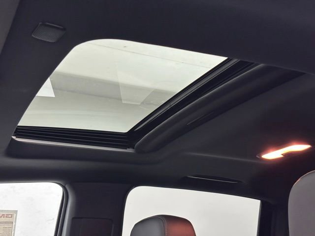 New 2026 GMC Canyon Elevation w/ Convenience Package image 5