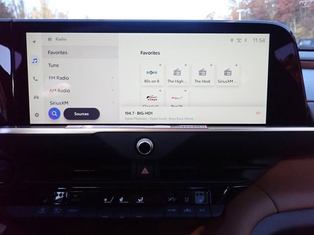 New 2025 Toyota Crown Signia image 20