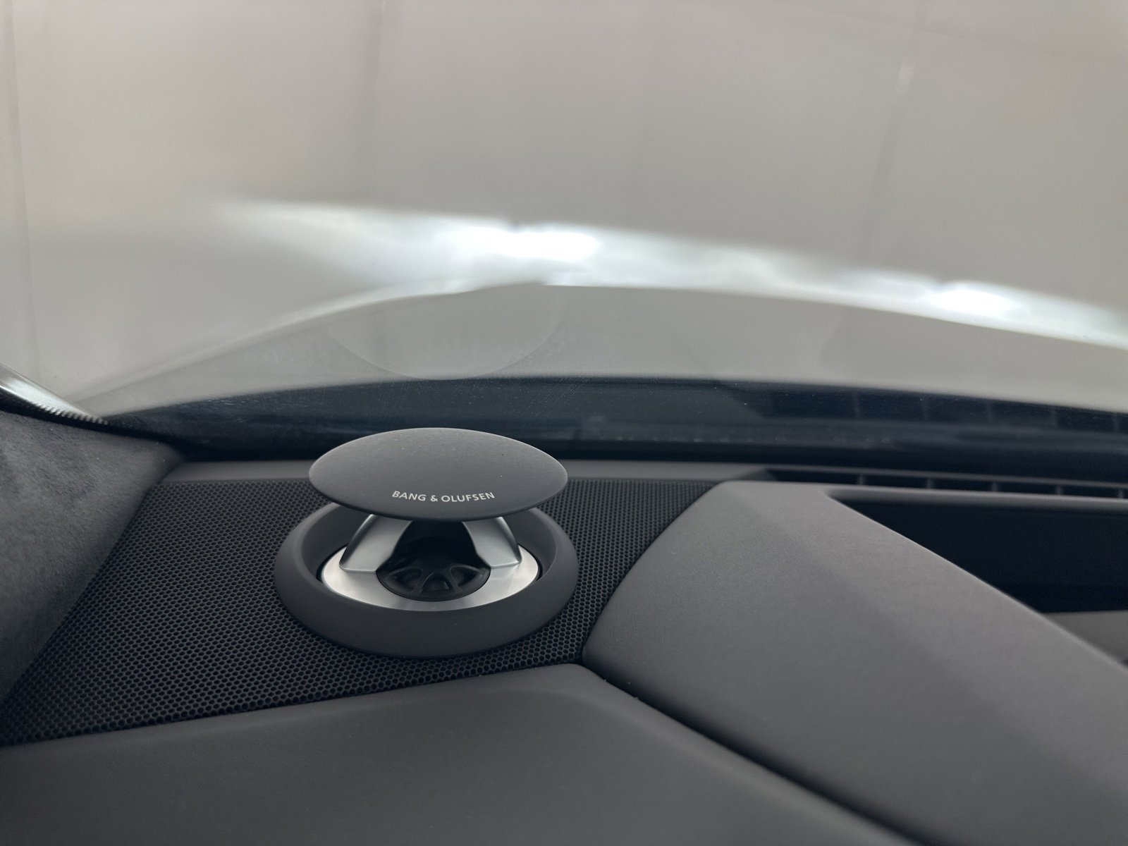 New 2025 Audi S8 image 19