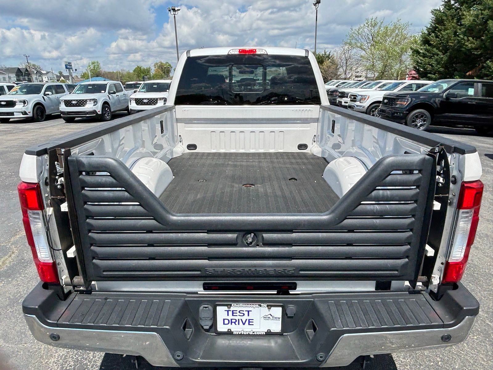 Used 2024 Ford F350 Lariat w/ Lariat Ultimate Package image 15