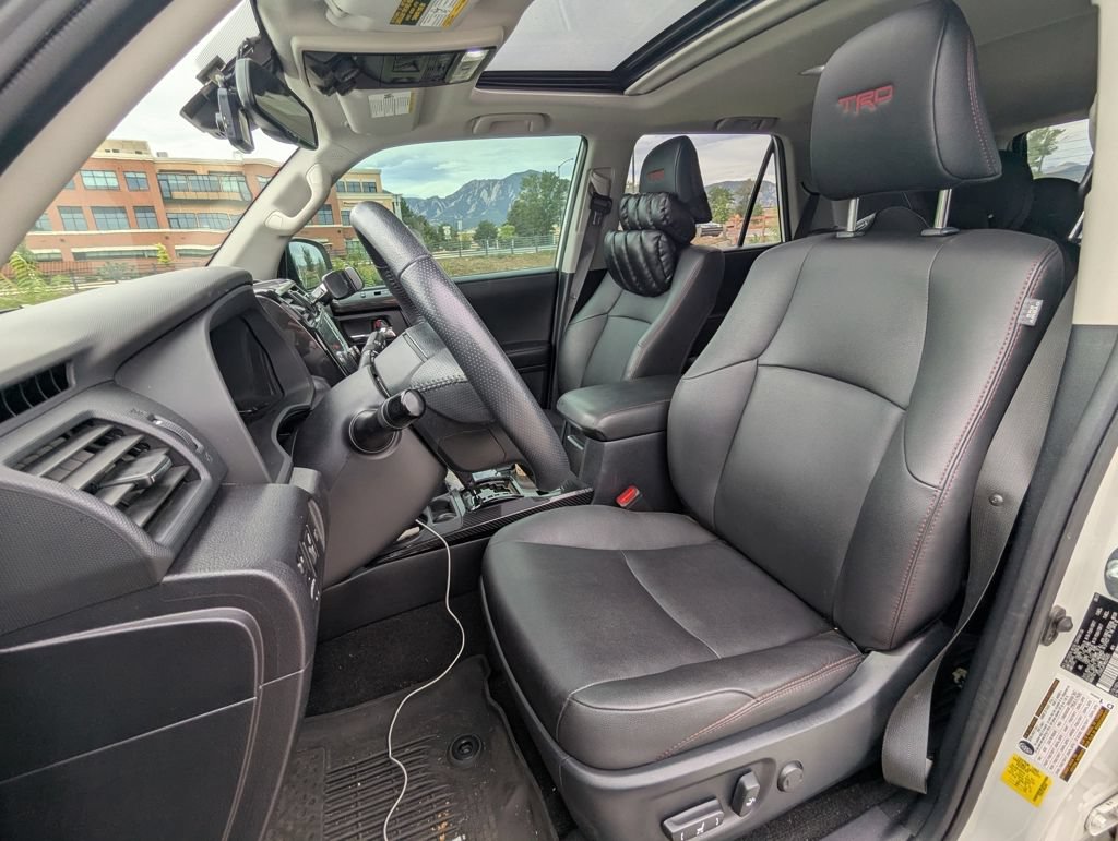 Used 2021 Toyota 4Runner Venture w/ Moonroof Package AWD/4WD image 13