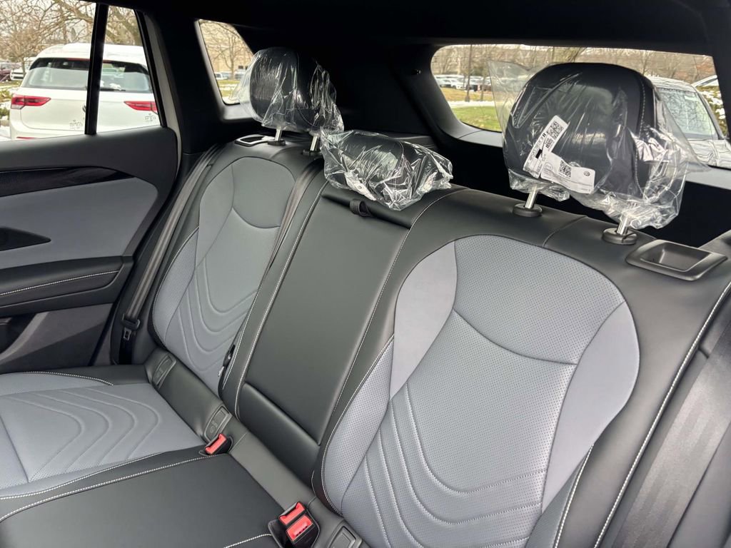 New 2026 Volkswagen Tiguan SE R-Line image 26