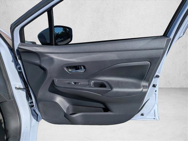 Used 2025 Nissan Versa SV w/ Trunk Package FWD image 25