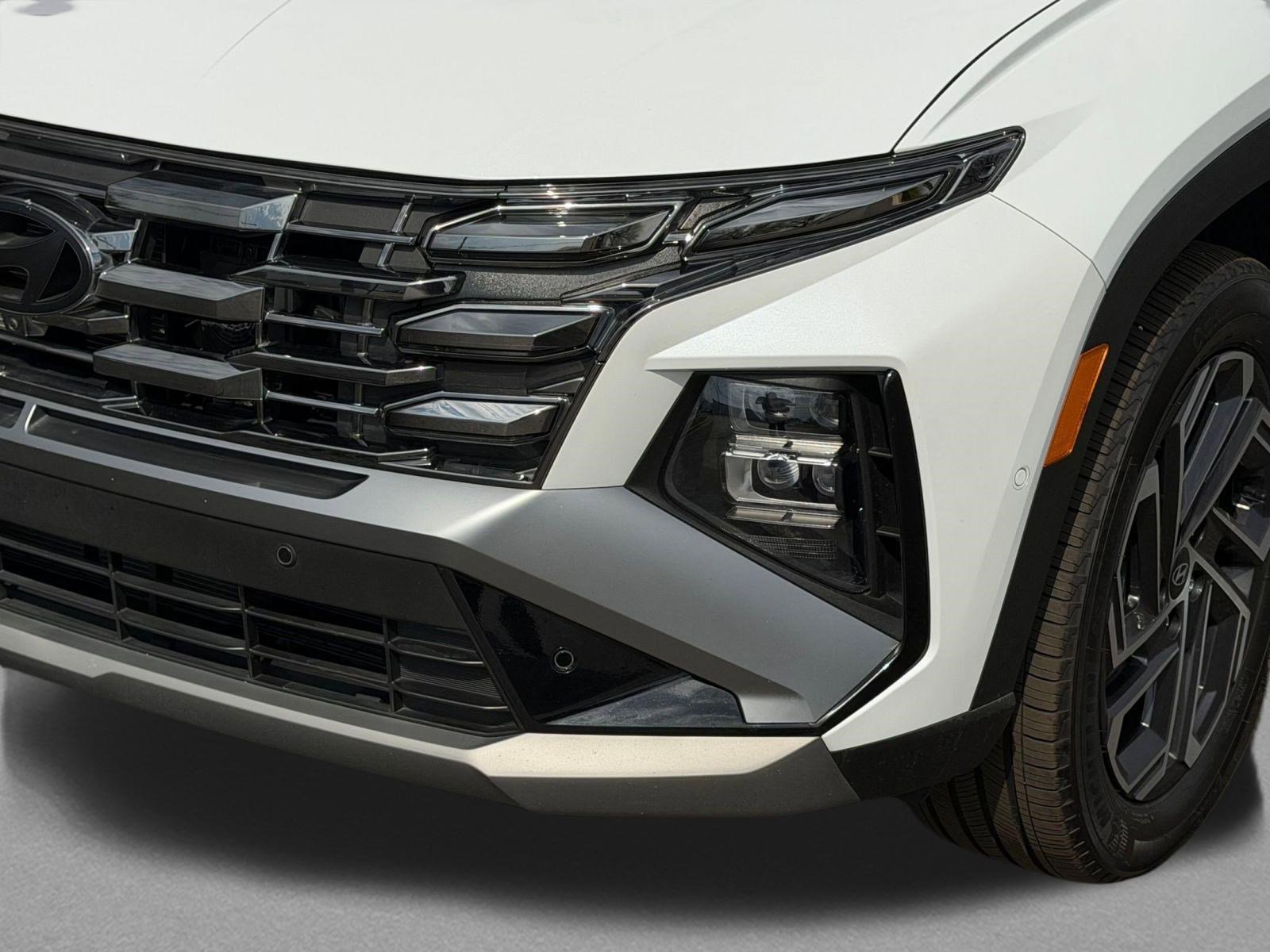 Used 2025 Hyundai Tucson Limited image 10