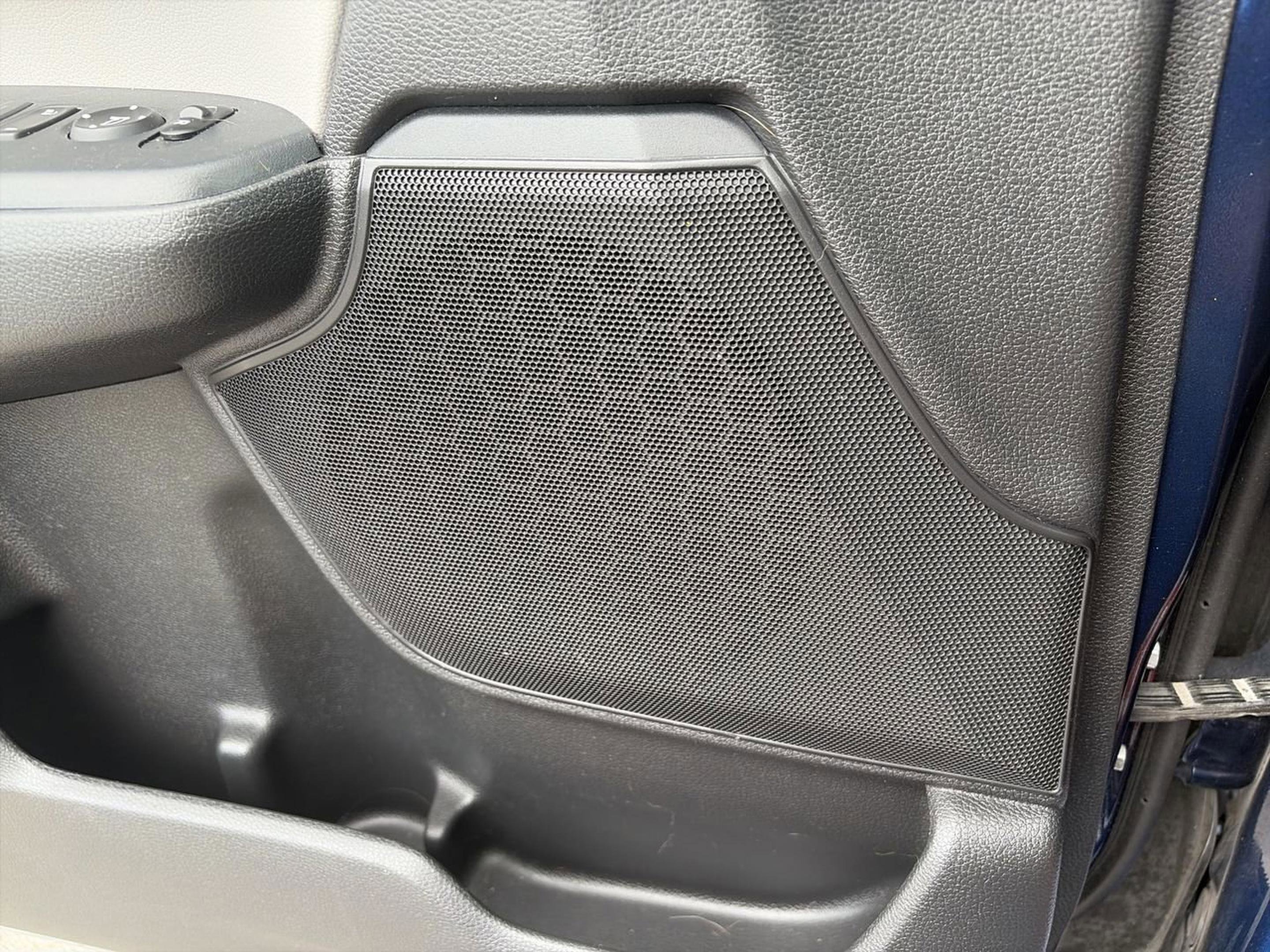 Used 2017 Honda CR-V LX image 26