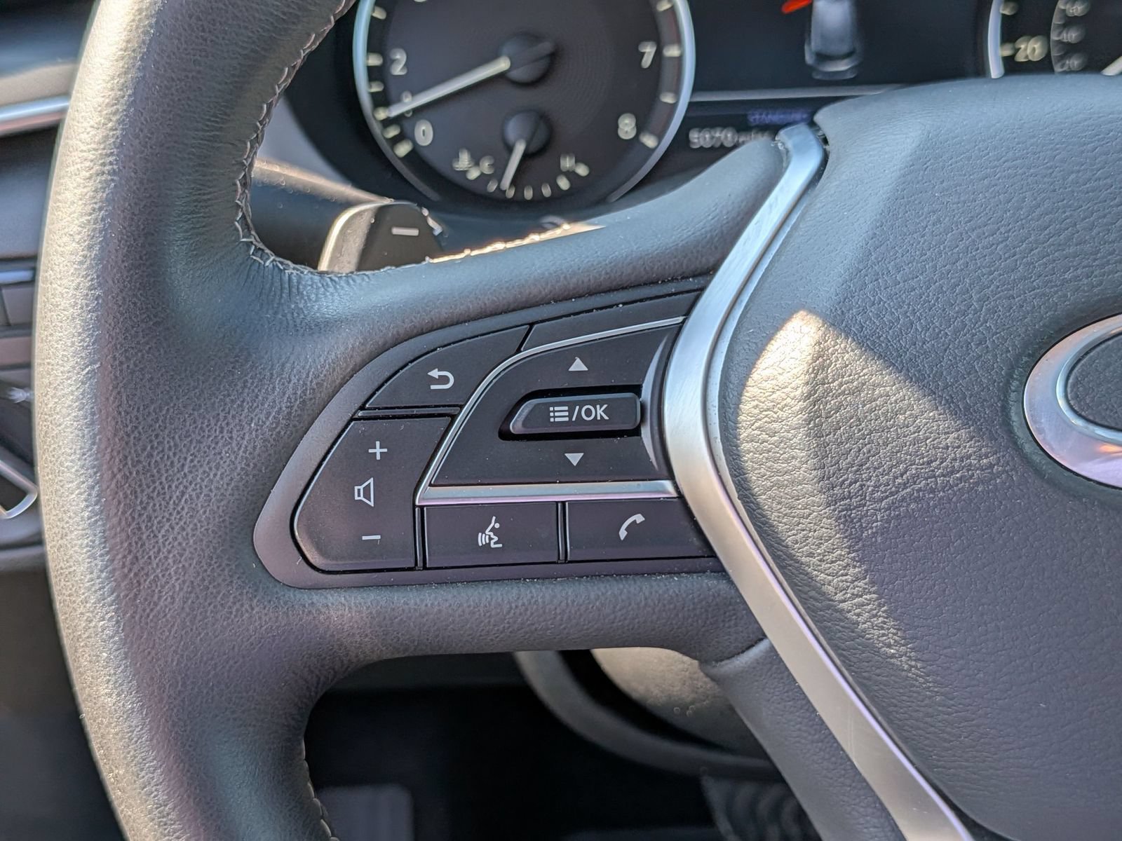 Used 2025 INFINITI QX50 Luxe AWD/4WD image 18