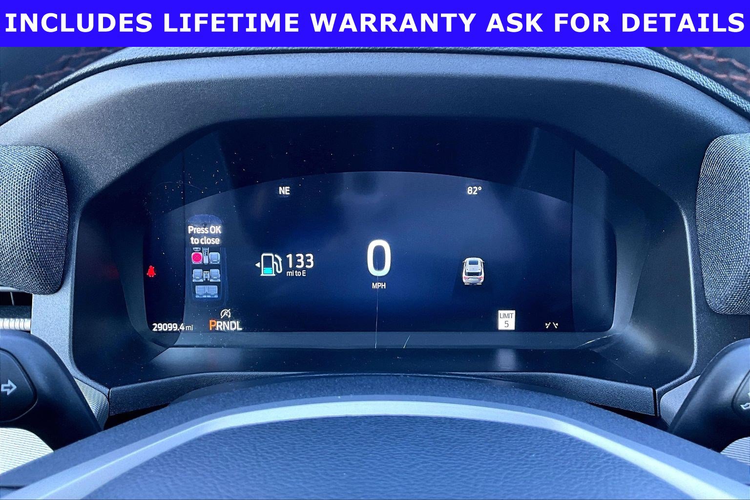 Used 2025 Ford Explorer Active RWD image 17