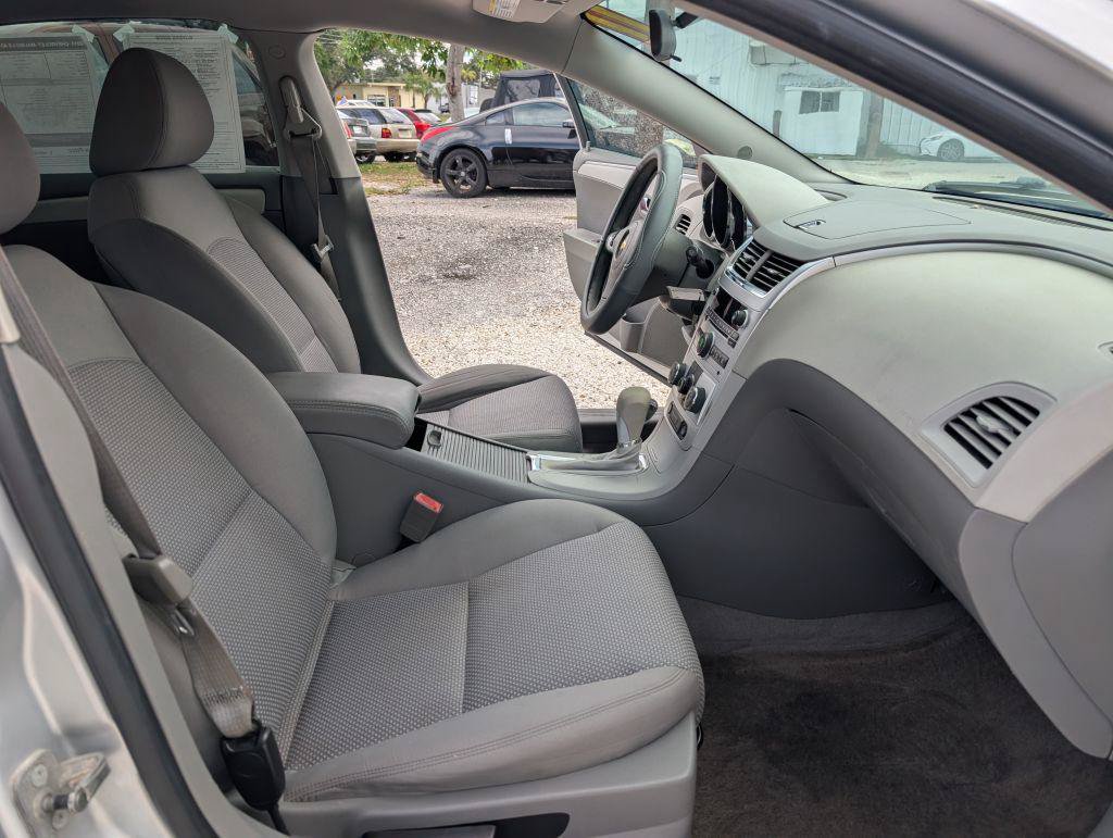 Used 2011 Chevrolet Malibu LS FWD image 13