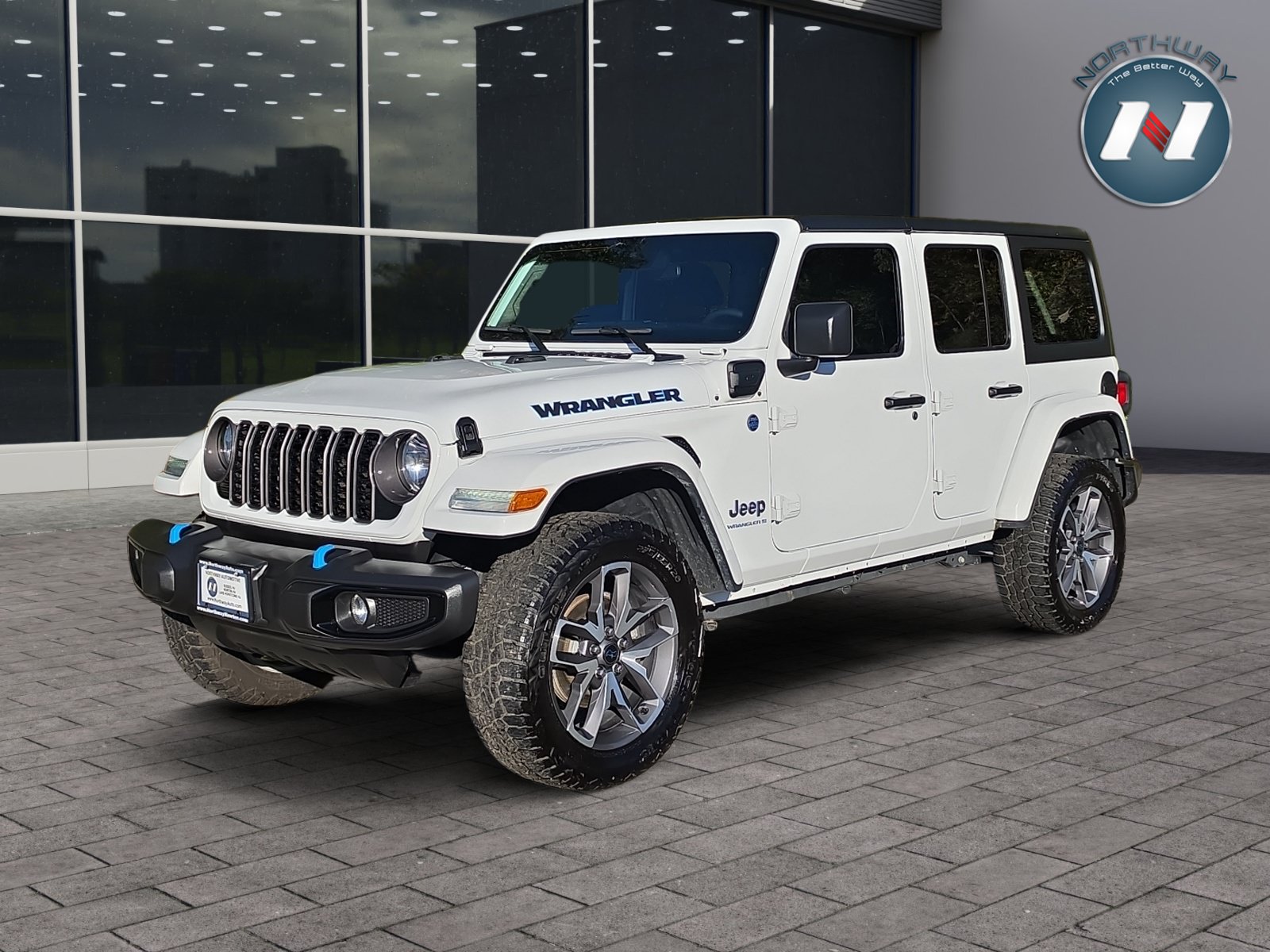 Used 2024 Jeep Wrangler Unlimited w/ Convenience Group AWD/4WD image 1
