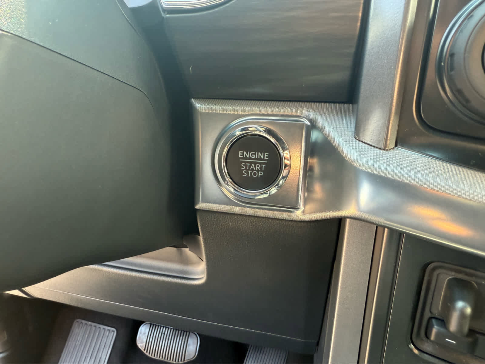 New 2025 Ford F150 Lariat w/ Equipment Group 501A Mid image 17