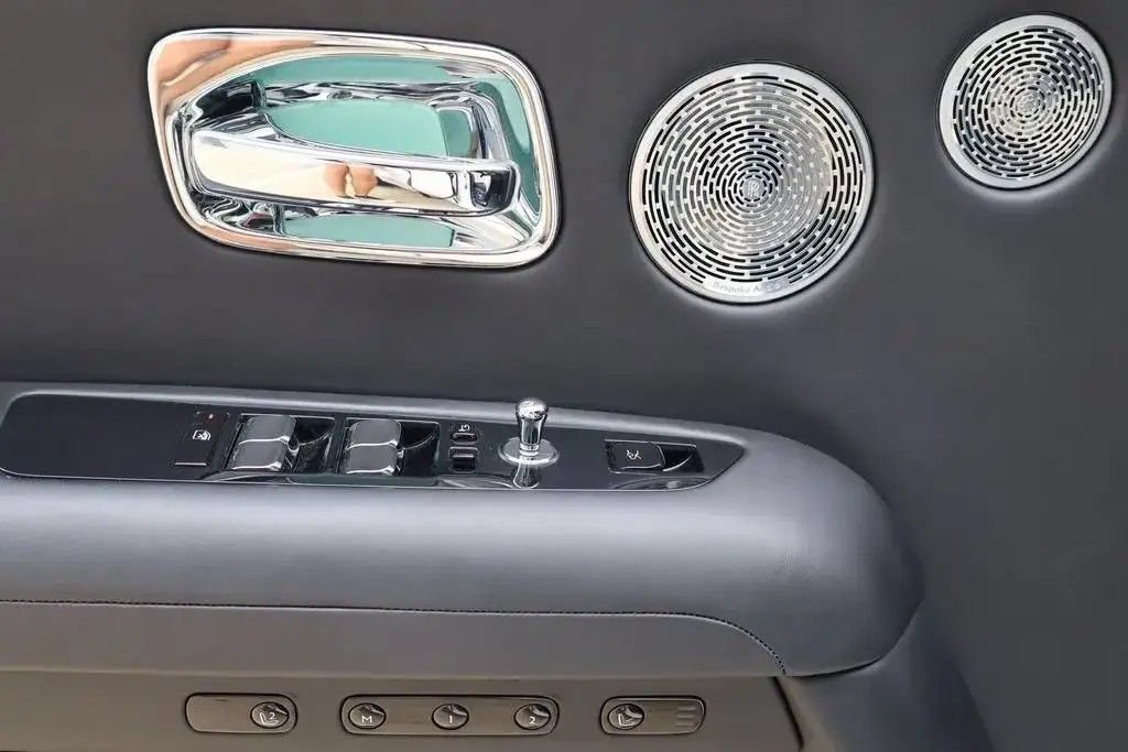 Certified 2022 Rolls-Royce Ghost AWD/4WD image 17