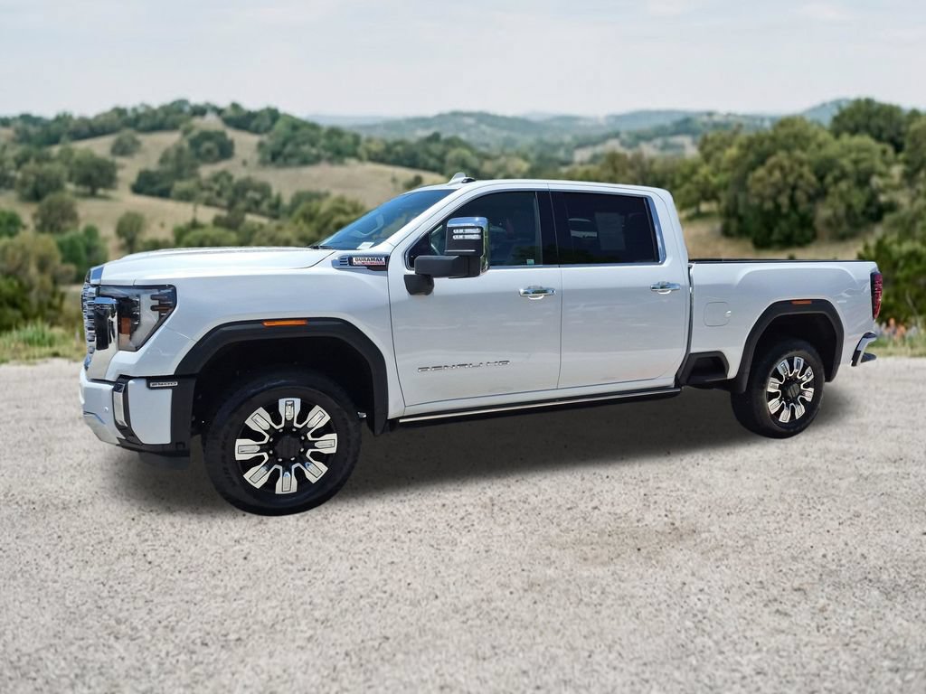 Used 2025 GMC Sierra 2500 Denali w/ Denali Reserve Package AWD/4WD image 4