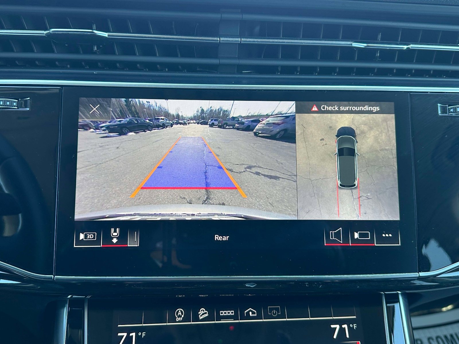 Used 2022 Audi Q7 Premium Plus image 13