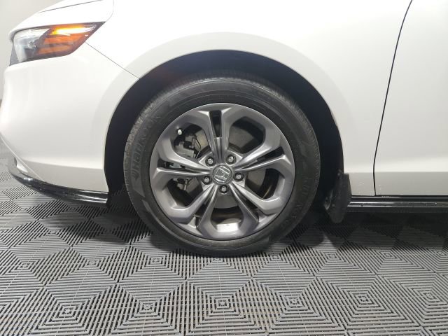 Certified 2023 Honda Accord EX-L image 15