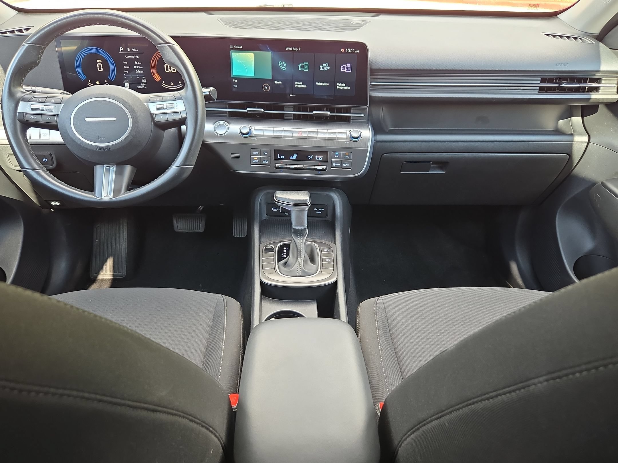 Used 2025 Hyundai Kona SEL FWD image 16