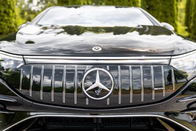 Used 2023 Mercedes-Benz EQS AMG 4MATIC w/ Trim Level Package image 16