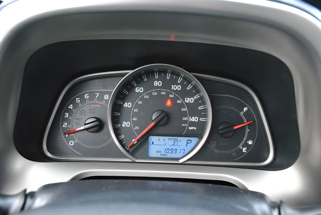 Used 2015 Toyota RAV4 LE image 13