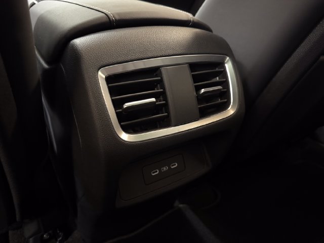Used 2024 Acura RDX w/ Technology Package AWD/4WD image 21