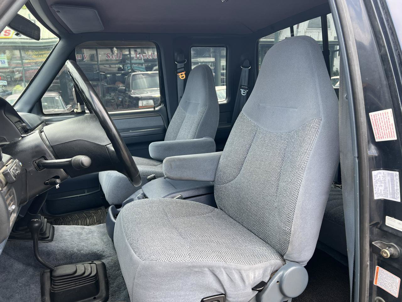 Used 1993 Ford F250 4x4 SuperCab image 8