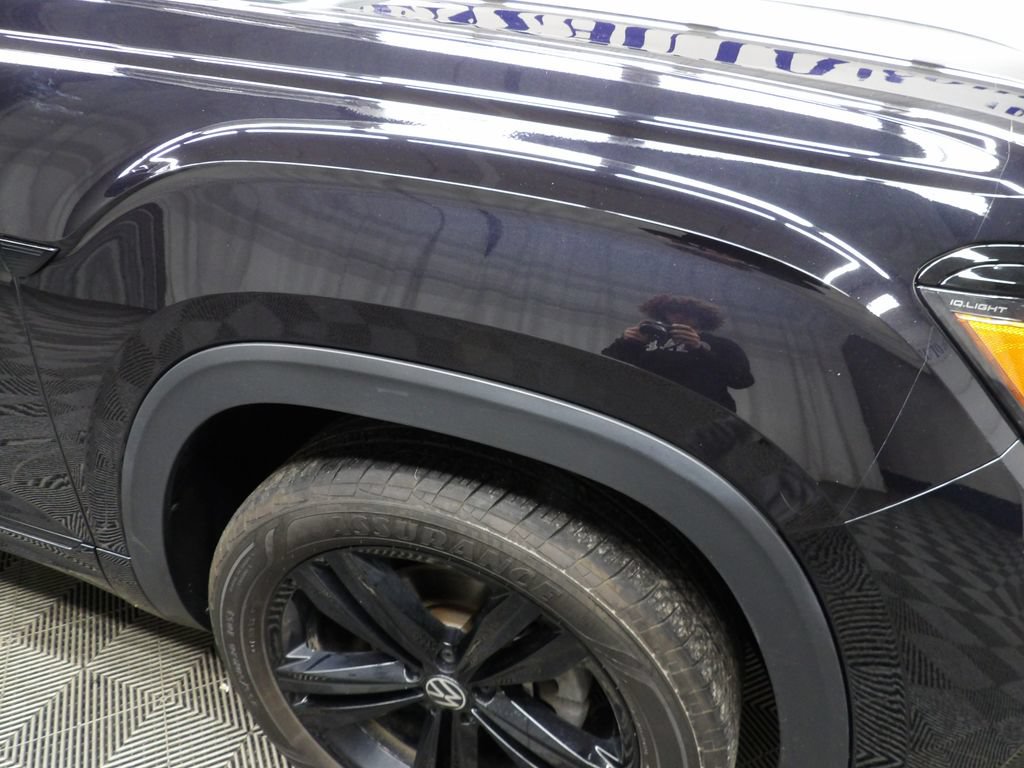 Used 2023 Volkswagen Atlas SEL R-Line AWD/4WD image 33