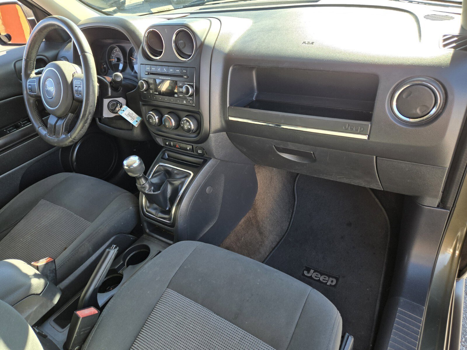 Used 2015 Jeep Patriot Latitude image 13