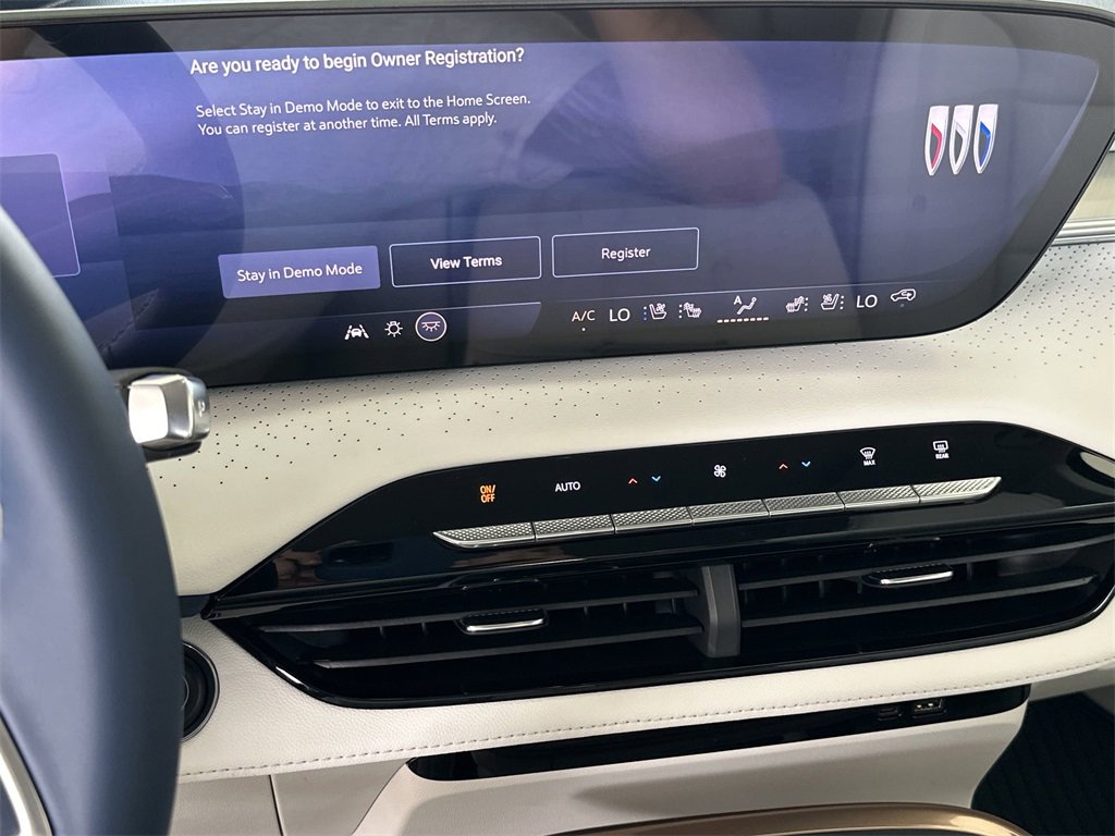 New 2026 Buick Enclave Avenir w/ Super Cruise Package image 25